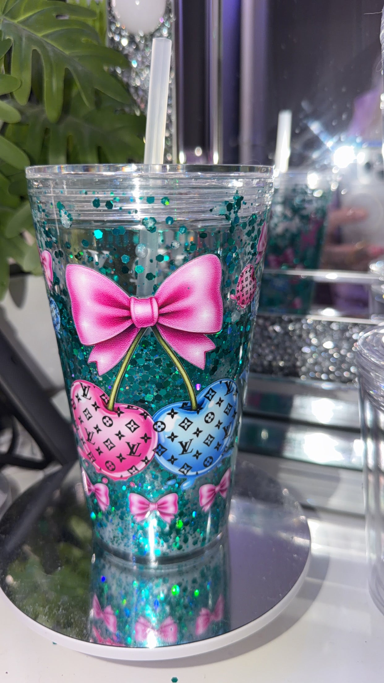 Ready To Ship 🚚 16oz Tumblers 🥤🩷🖤
