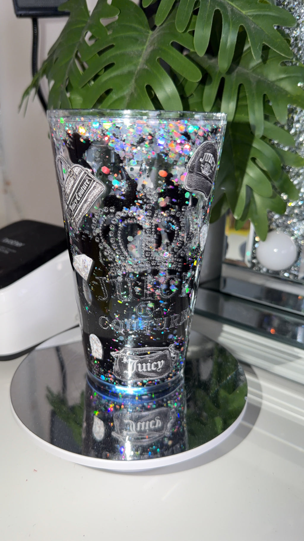 Ready To Ship 🚚 16oz Tumblers 🥤🩷🖤