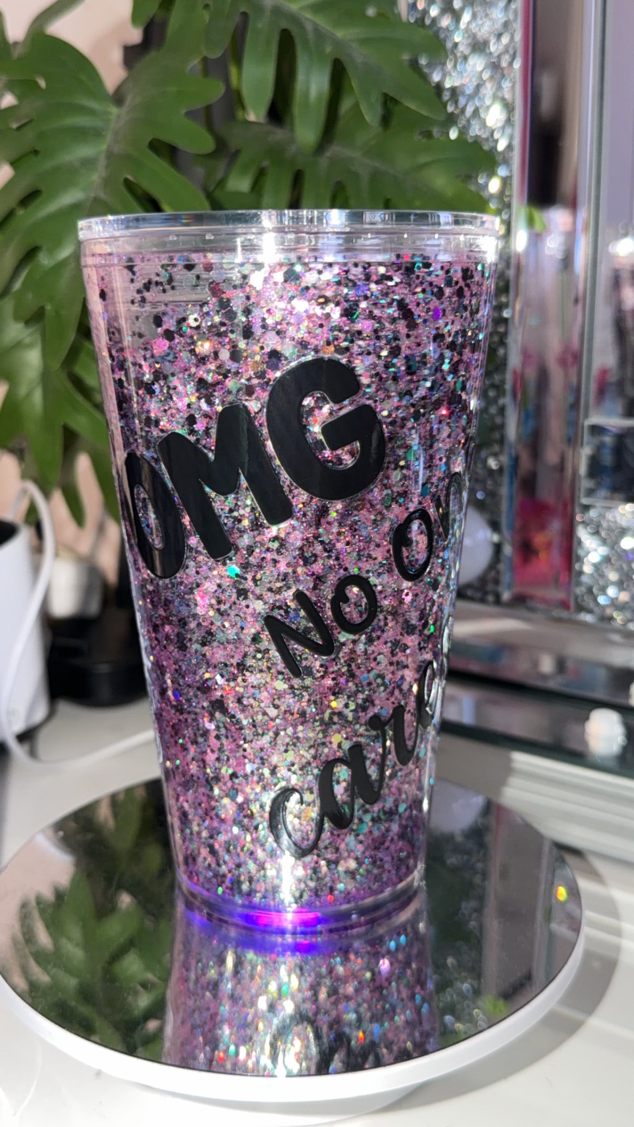 Ready To Ship 🚚 16oz Tumblers 🥤🩷🖤