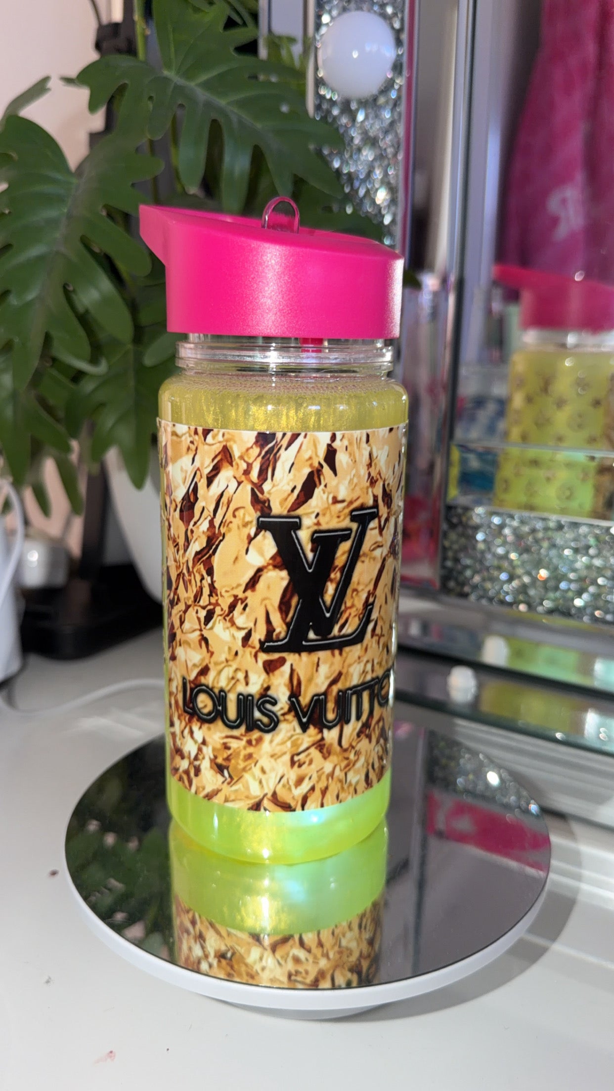 RTS 🚚 Kids 10oz Drink Bottle