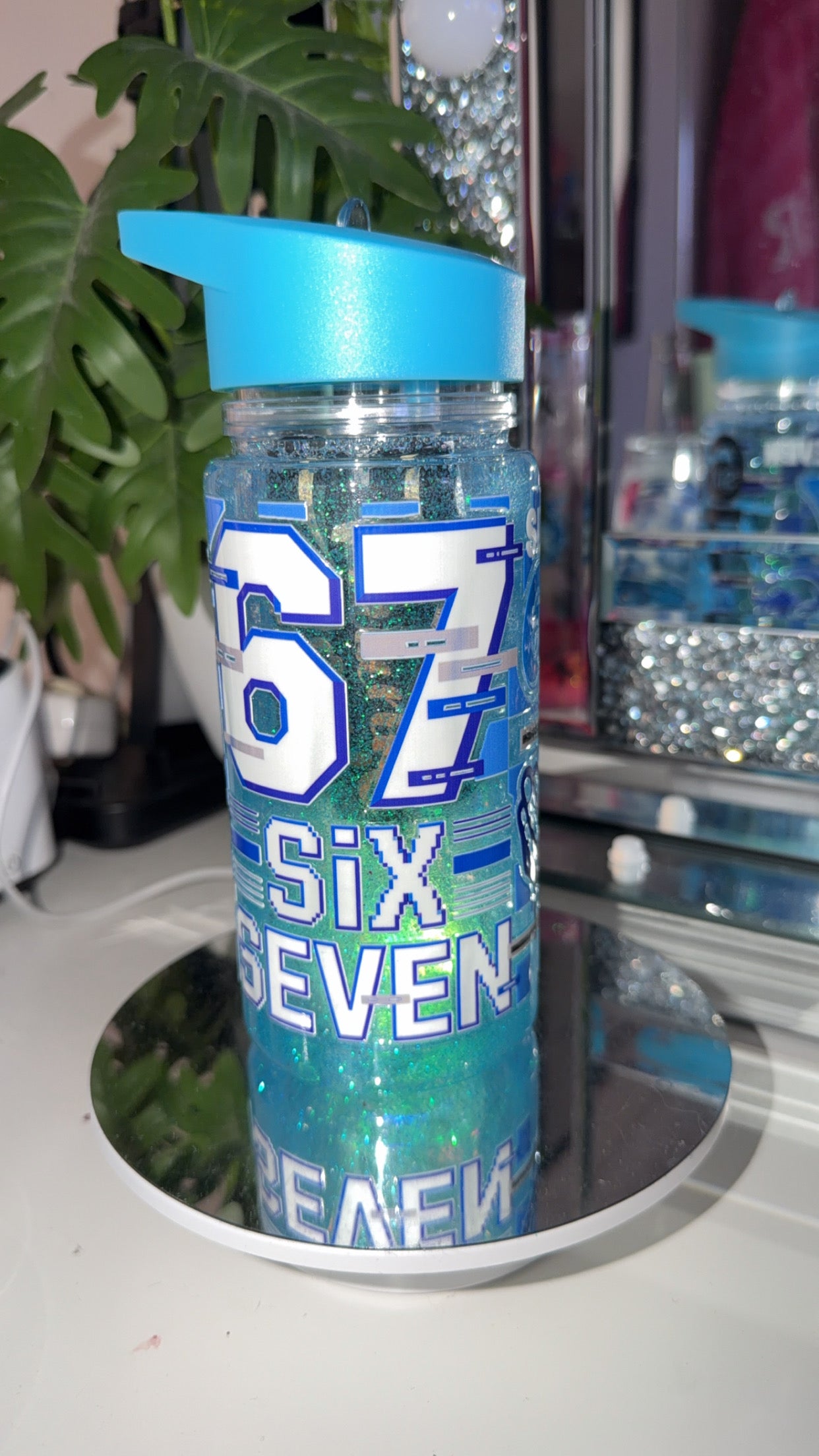 RTS 🚚 Kids 10oz Drink Bottle