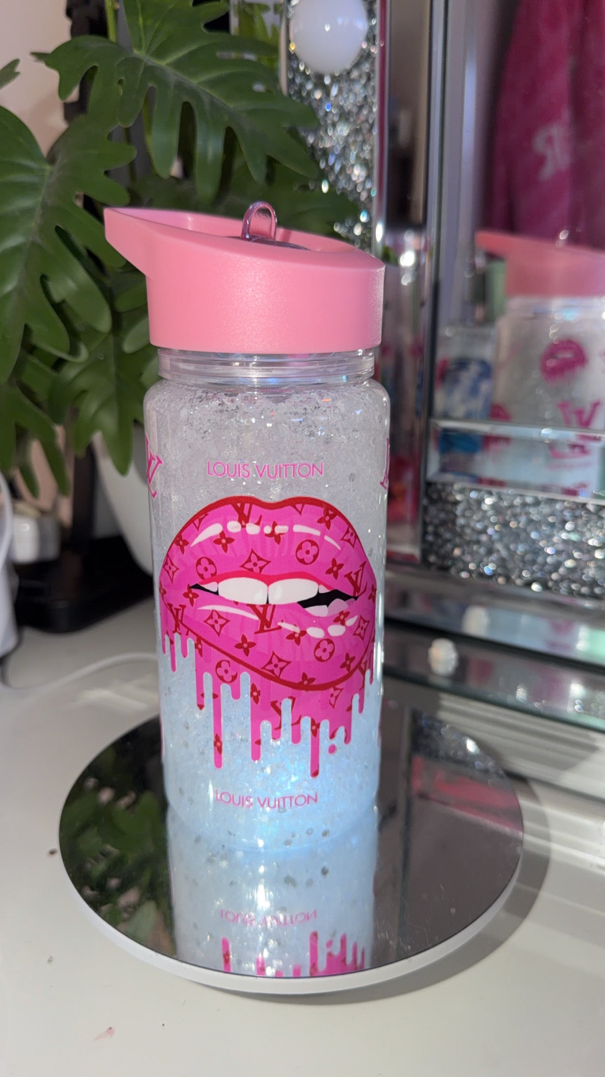 RTS 🚚 Kids 10oz Drink Bottle